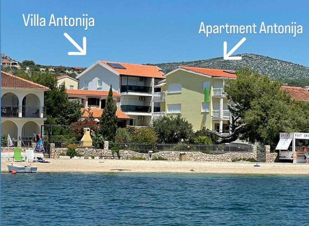 Apartment Antonija Rogoznica  Exteriör bild
